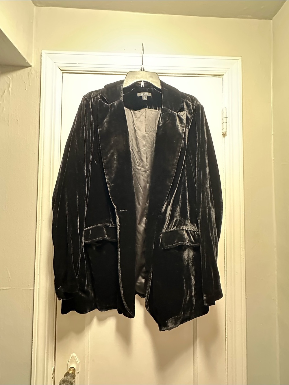 Torrid Velvet Open-Front Blazer - Black